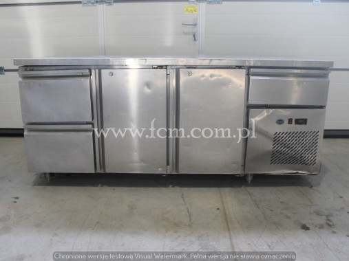 Stainless steel cooling table